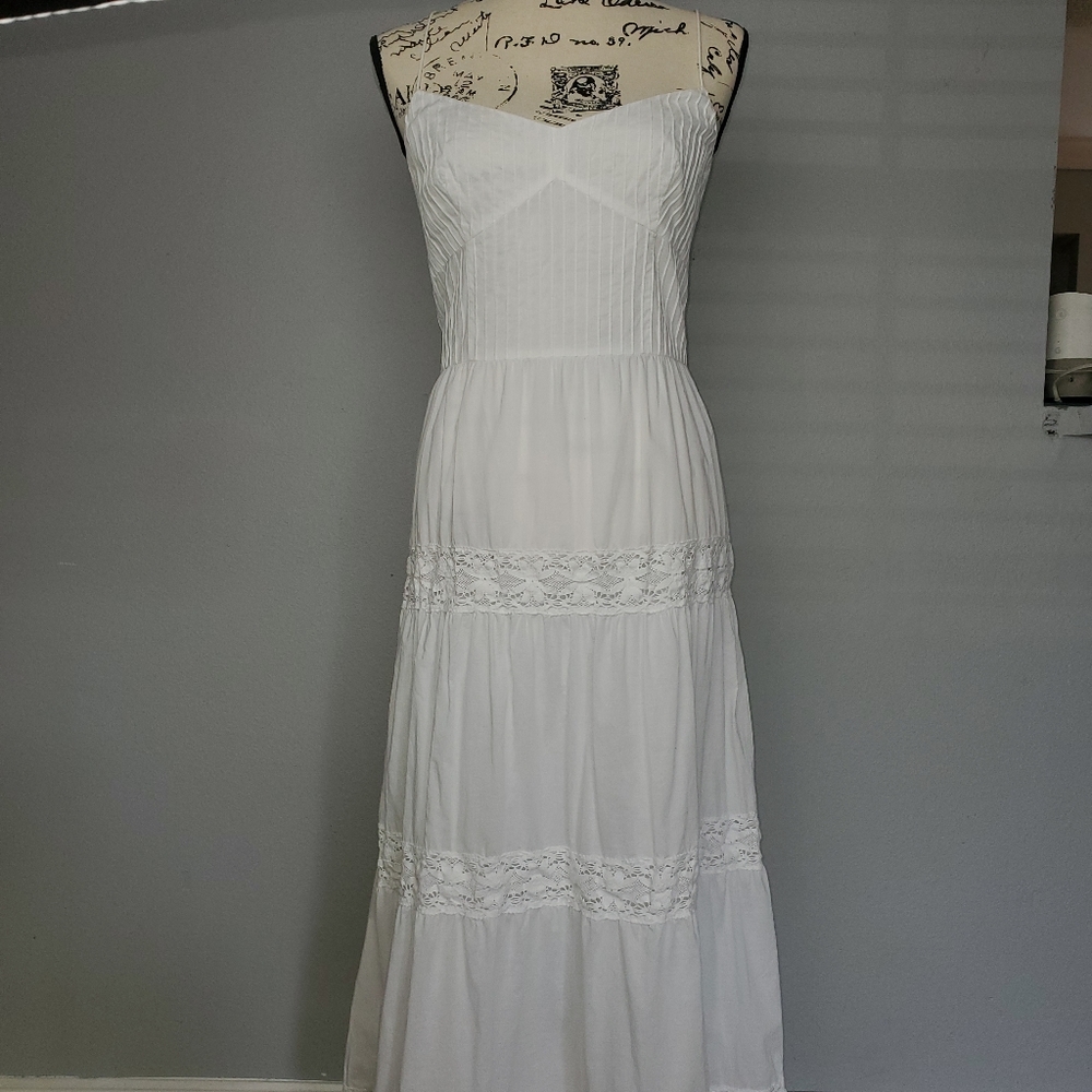 Ann Taylor Loft white dress with spaghetti straps - Picture 2 of 16
